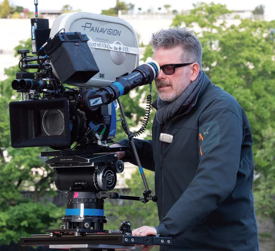 INTERJÚ CHRISTOPHER MCQUARRIE A sztárja a boká- ját törte, miközben minden idők leglátványosabb kaszkadőrjeleneteivel büszkélkedő közös filmjüket forgatták, de Christopher McQuarrie nem esett