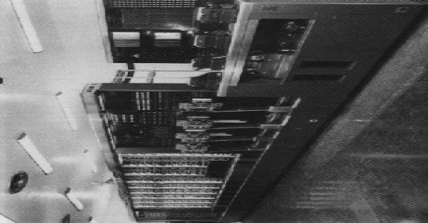 Bacskai Attila Howard Hathaway Aiken (1900-1973) Howard kezdeményezésére az IBM 1944-ben felépített egy jelfogós számítógépet MARK-1 néven (Harvard MARK-1-nek is nevezték.