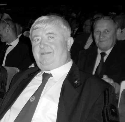 Mindazonáltal megtisztelve érzem magam, hogy a központi bányásznapi rendezvényükön az Innovációs és Technológiai Minisztérium képviseletében, szakmailag illetékes államtitkárként, jelen lehetek.