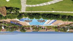 Fekvés: a szálloda az északi part leghíresebb strandjától (La Pelosa) nem messze, Stintino városközpontjától 4 km-re található nyugodt környezetben.
