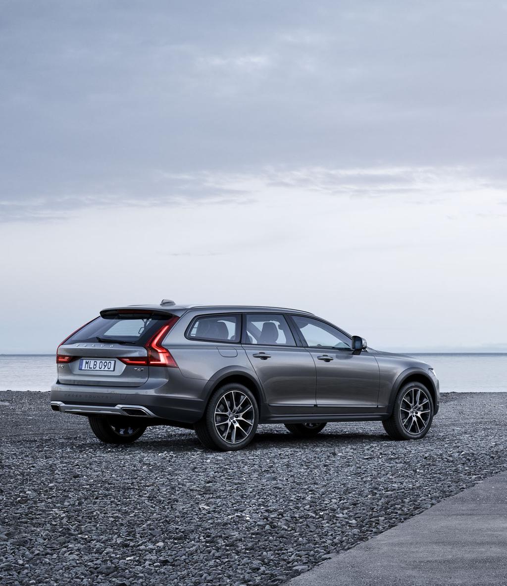 VOLVO MODELLVÁLASZTÉK CO 2 kibocsátás: 134 176 g/km, üzemanyag-fogyasztás: 5,1 7,7 l/100 km A Volvo V90