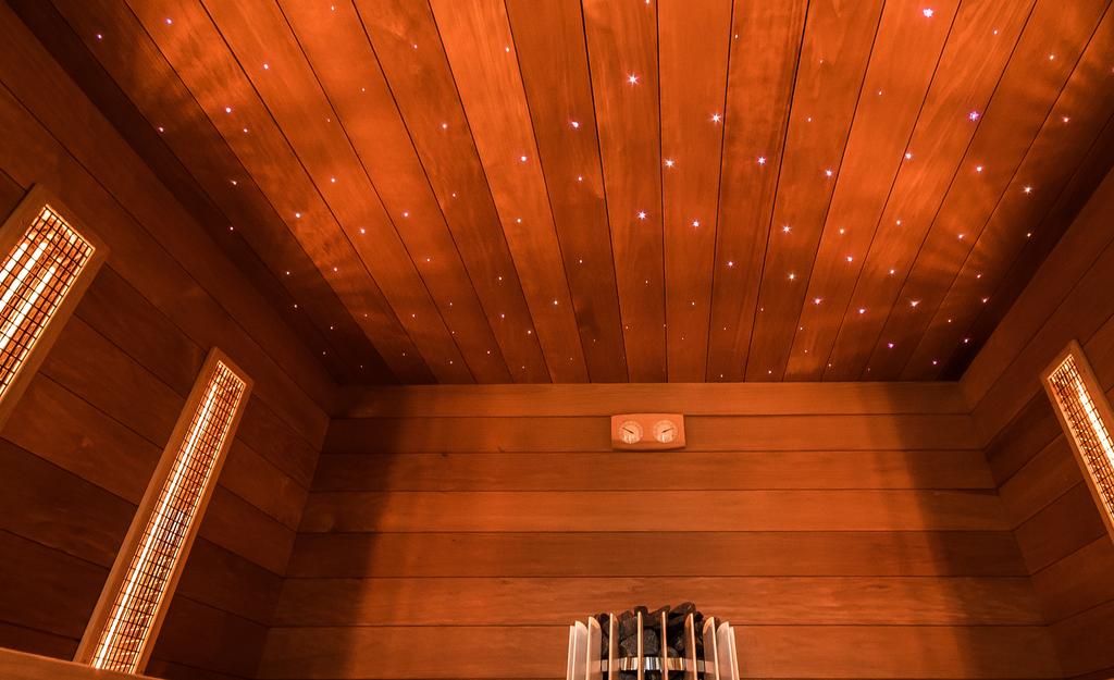 SZAUNA ÉS WELLNESS