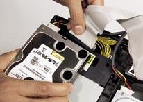 Szoftverkellékek Ahogy a 008/6-os profi tippnél, úgy ebben az esetben is szükség lesz az AIDszoftvercsomagra (Auto Installer Deluxe), amelyet DVD-re kell írnunk. Ez a csomag a 4.