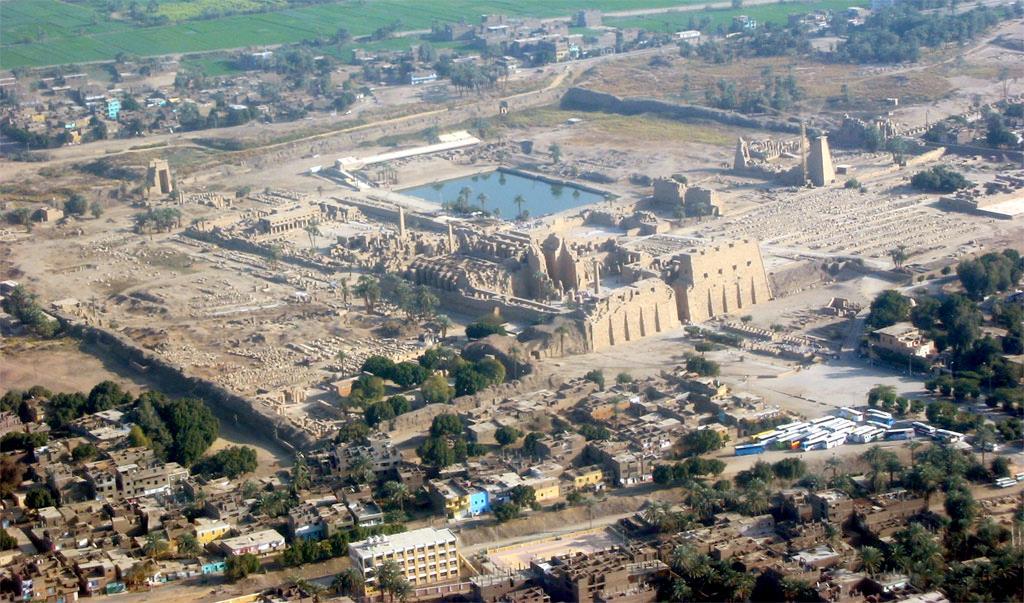 Karnak (Keleti part)