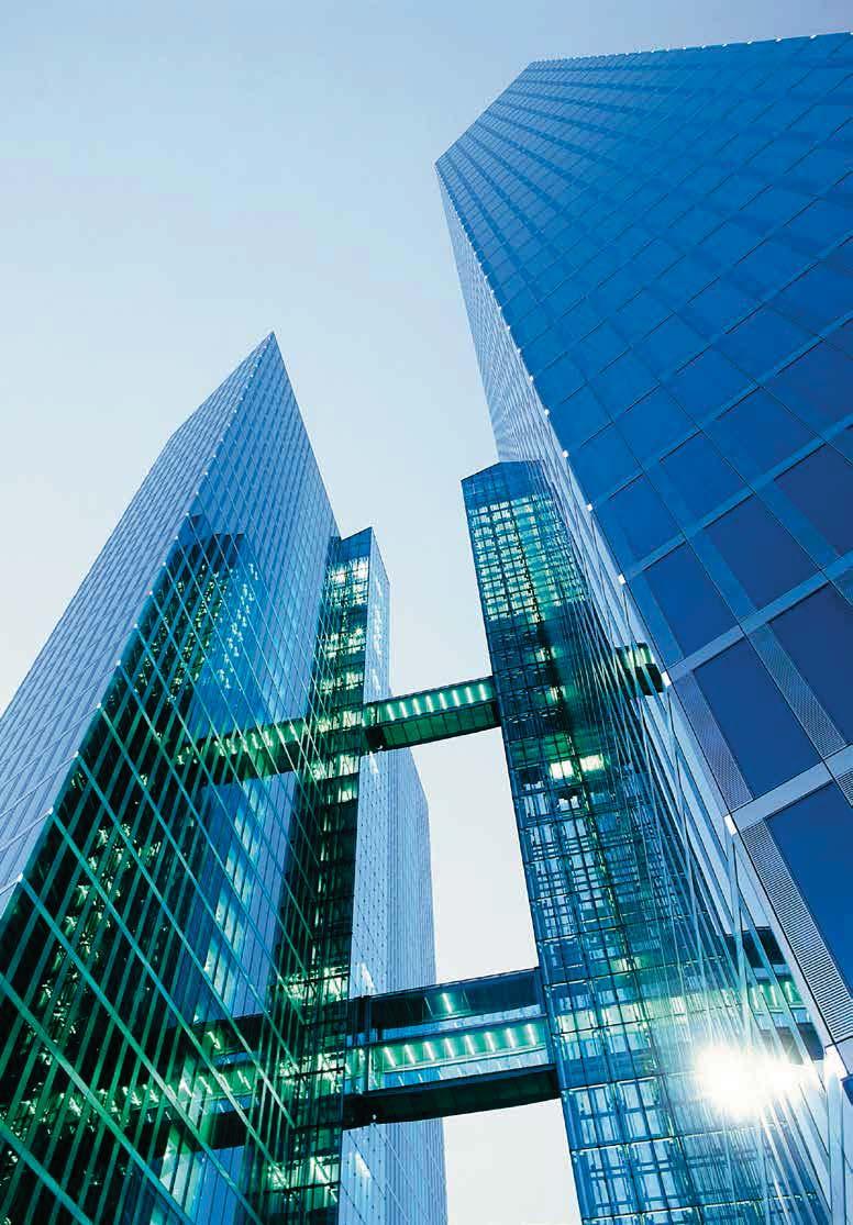 stânga: International Finance and Economy Centre, Beijing, 2007