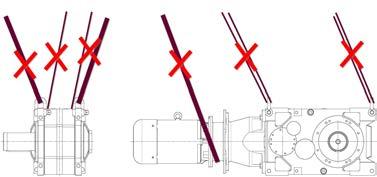 2 motoradapterrel ellátott hajtóművek szállítása A motoradapterrel felszerelt hajtóműveket
