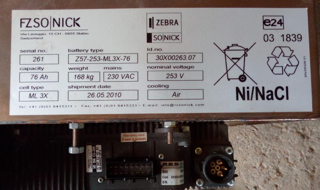 A másik a BMI egység, meglehetısen komoly és minıségi elektronikával: processzor, tápegység,