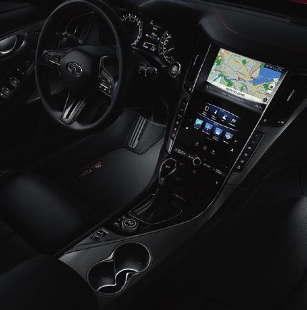 1 Felár ellenében rendelhető. 2 Csak a 3.0t V6 benzinmotoron alapfelszereltség.