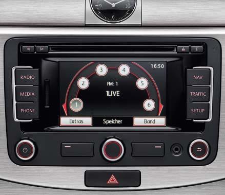 MP3-lejátszó funkció, AUX-IN csatlakozó külső készülékekhez és SD-kártyaolvasó 05 Az RNS 510 rádió-navigációs