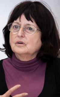 A K Ö L T É S Z E T N A P J A április 7. szombat 19.00 Jeles napok április 9. hétfő 18.