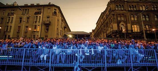 Ferencvárosi Művelődési Központ Nyári programajánló Augusztus 27., vasárnap 11.00: Bakáts téri templom Erdődy kamarazenekar 11.