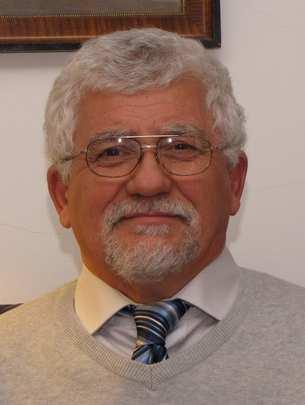 Herzog Ferenc a számvevőszék tagja, presbiter, a jelölőbizottság tagja, egyházmegyei közgyűlési küldött 70 éves nyugdíjas építőmérnök vagyok. Feleségem nyugdíjas tanítónő.