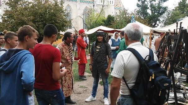 Kálmán Kollégiumba vittük őket a