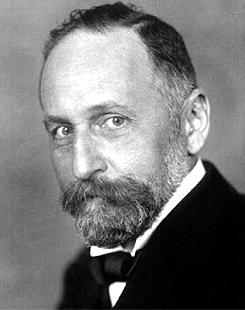 1893-1897-ben a Budapesti Műegyetem kémiai technológiai, majd általános kémiai tanszékén volt tanársegéd, 1899-1905 között adjunktus, 1900-tól az elektrotechnika magántanára.