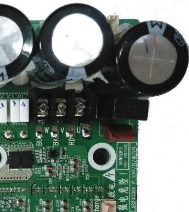 [-3.3V, -TX, 3-RX, 4-GND] PWR A tápfeszültség felület kapcsolója [-30VDC,