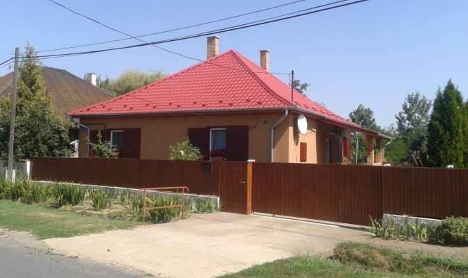 Az utcai homlokzat az épület arca, ezért nagyon fontos, hogy mi az az arc, amit megjelenít.