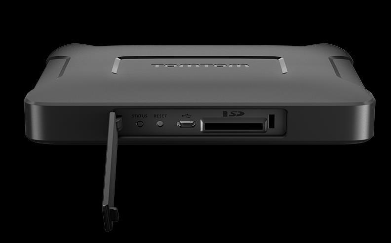 TomTom Bridge Hub A memóriakártya-nyílás a készülék alján, az alább bemutatott fedél alatt található.