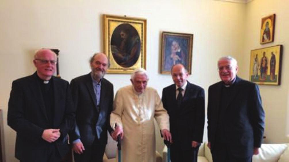 LéPcSŐfok AZ imádság felé Arvo Pärt pápai elismerésére Paksa Balázs Arvo Pärt két másik kitüntetettel együtt Arvo Pärt észt zeneszerző kapja idén a Joseph Ratzinger XVI.