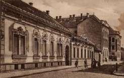 Komárom, Koma rno; Megye