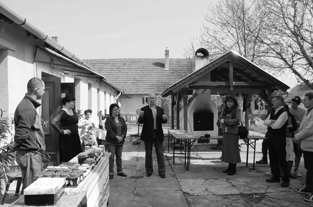 Ember és természet viszonya a zsámbéki értékekben Fenntarthatósági és egészségnap a Föld Napja alkalmából Április 20-án a Zsámbéki Mûvelôdési Házban a Föld Napja tiszteletére, Fenntarthatósági- és