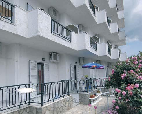 Központ: 600 m Strand: 450 m Klíma: az árban Athene Apartman NEOS