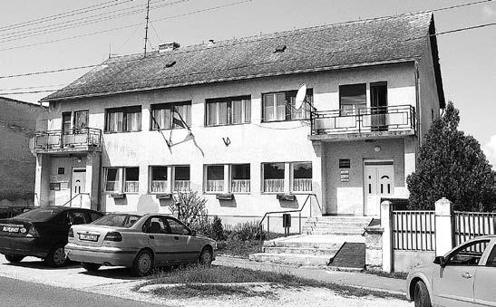 oldal 2014.04.29 17:28 Page 6 FIZETETT ÖNKORMÁNYZATI TÁJÉKOZTATÓ A 2010. évtôl kezdôdô önkormányzati ciklusban a képviselô-testület megkezdte az orvosi rendelô felújítását.