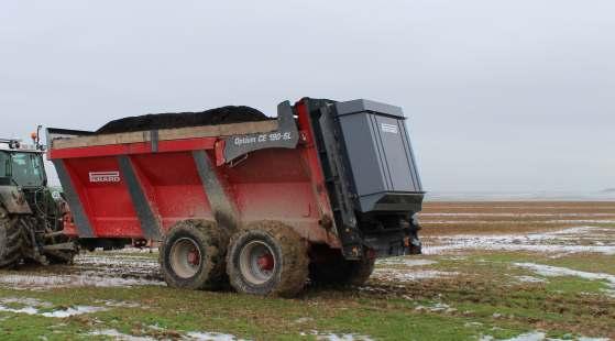 CE 205-SLC 21,00 m³ 6,50 m 1,40 m 21,00 t 2 x 16 mm 60 mm Ø 1 050 3,00 m Tandem 100 600/55 x26.