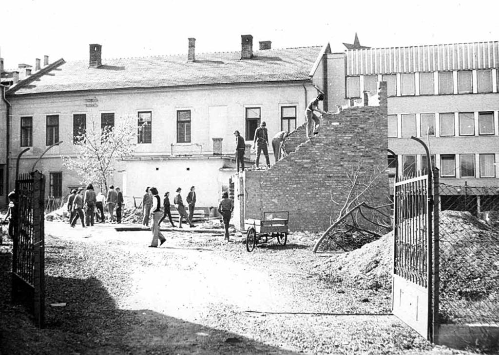 honvédségi diákok 1986-ig tartó kollégiumi jelenléte még