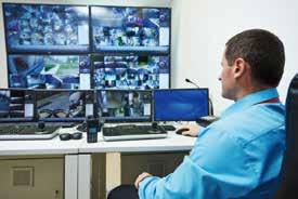 720p Segélyhívó telefonterminál megoldások HD-videó Kétirányú videó és audió kapcsolat CCTV megfigyelés Távoli felügyelet Távoli közvetítés Riasztási lámpa Járőr Vandálbiztos Optikai hálózat CAT5e
