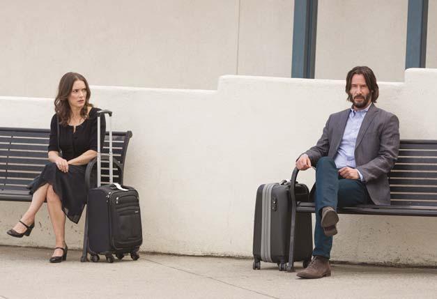 : Keanu Reeves, Winona Ryder, Greg Lucey A nyár anti-romantikus vígjátékának két főszereplője is ebbe a helyzetbe kerül: Lindsey és Frank ugyanis cseppet sem örülnek annak, hogy egy egzotikus