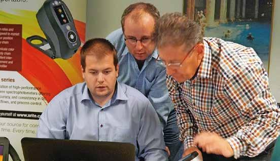 tékony workshop. A három egységből álló program egy-egy tagja az ofszet-, a flexó-, valamint a digitális nyomtatás színes reprodukálási munkafolyamatának átfogó megértésére épít.