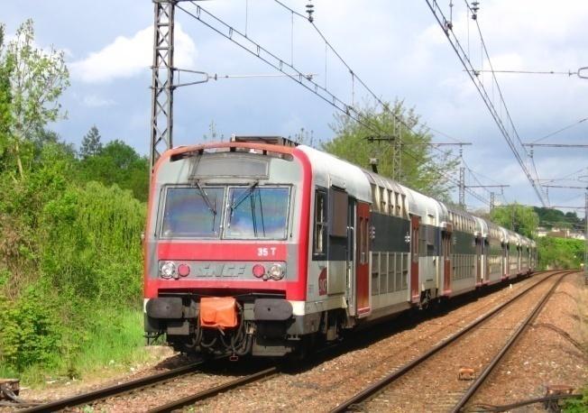 23.17(munkanapokon valamint külön rendeletre szabad és munkaszüneti napokon a MERCEDES-gyár munkarendje szerint) Tiszakécske-Vámosgyörk városháza 10.