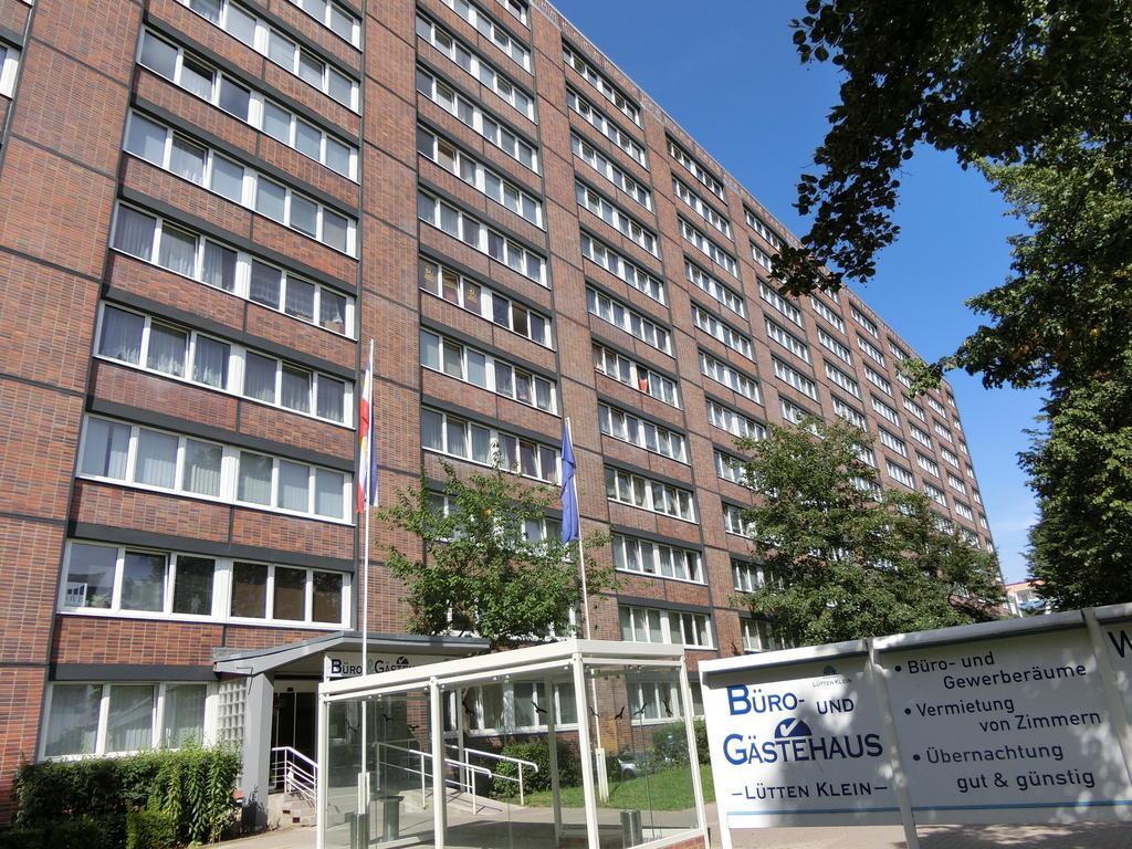Ezután elmentünk a Rügen-szigetekre ahol az ottan dolgozó gyerekeket leraktuk mert ők már ott éjszakáztak. Csütörtök reggel reggeliztünk majd elvittek minket a szállásunkra.