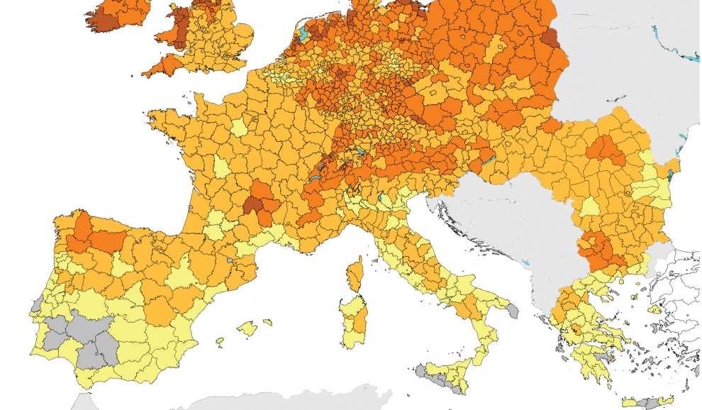 ábra: Magyar talajromlási térképek: környezeti érzékenység (kockázat) és az erózió kockázata További talajkockázati térképeket találhatunk az alábbi linkeken. http://www.enfo.