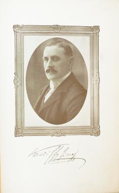 Az összeomlás útja. Politikai emlékek 1890 1926 Bp., 1927. Wodianer F. és Fiai ny. 1 t. (hártyapapírral védett címkép: a szerző portréja), VIII, 603 [helyesen 863] p. Első kiadás!