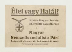 A kötet gerincének felső sarkán a papír lekopott, az utolsó levél fele, mely szöveget nem érint, hiányzik. Fűzve, kiadói papírborítóban. 232 mm. 442.