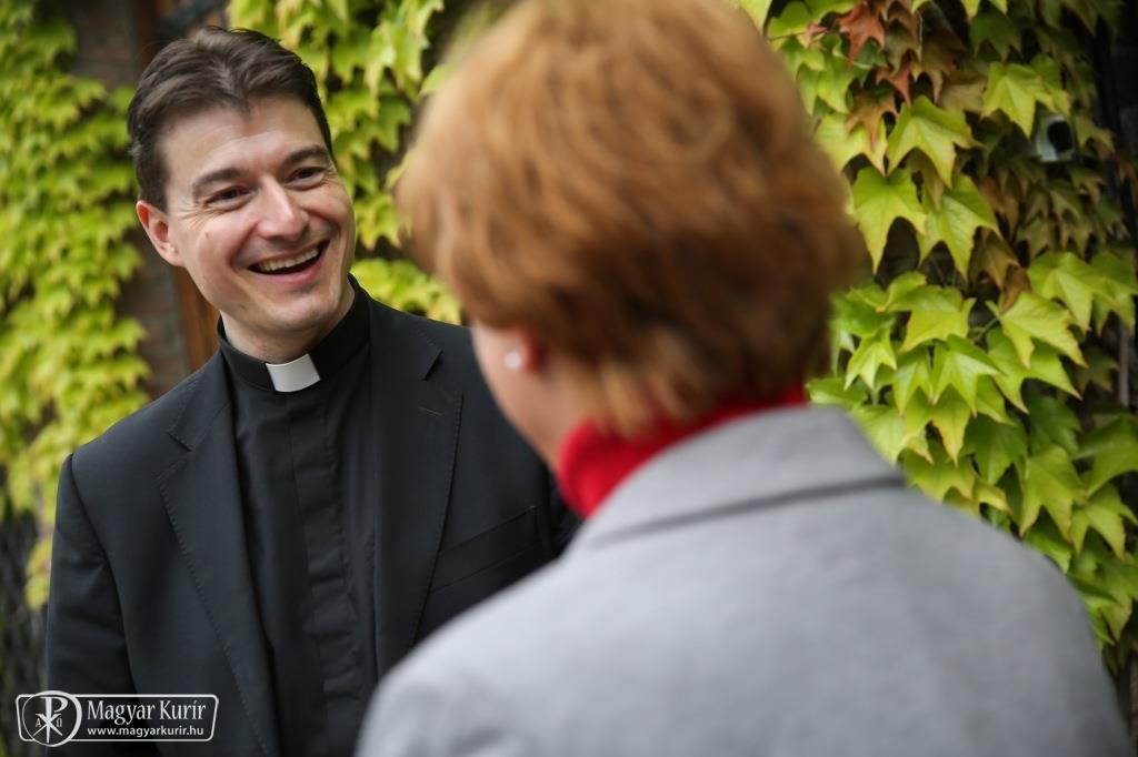 Elsőként az a feladatunk, hogy meghallgassuk a fiatalokat, és megtudjuk, milyen kérdések foglalkoztatják őket. Ismerjük meg problémáikat mondta a CCEE főtitkárhelyettese.