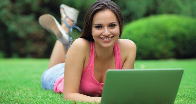 e-training ENGEL e-training ENGEL e-trainer Az ENGEL képzési koncepció korszerű kiegészítő elemeként teret hódít az ENGEL CC 200 vezérlés-generációhoz kifejlesztett, CD-n rendelkezésre álló ENGEL