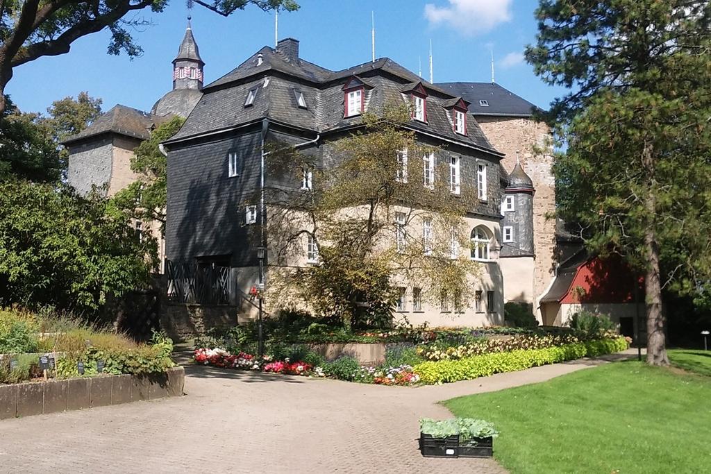 Siegen-i kastély, mely 307 m magasan fekszik.