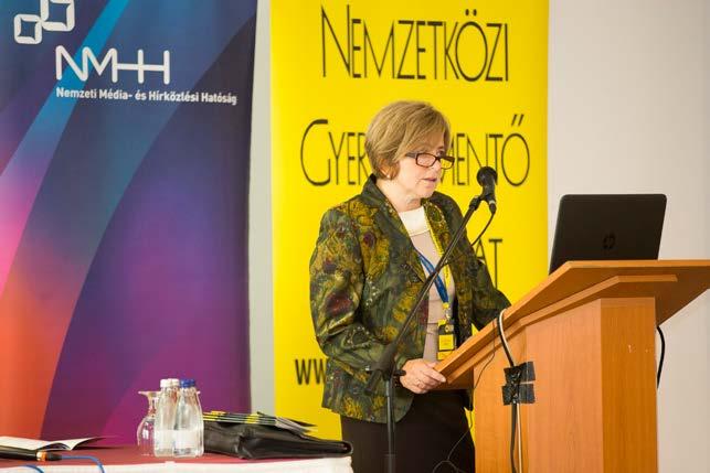 ORSZÁGGYŰLÉSI BESZÁMOLÓ 2017 Vass Ágnes Médiatanács-tag beszédet mondott a Nemzetközi Gyermekmentő Szolgálat kétévente megrendezett médiakonferenciáján káros tartalmak veszélyeire, továbbá mennyiben