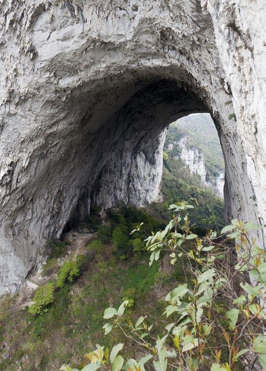 Guizhou tartomány Getuvölgyében a rizsföldek között bújnak meg ezek a