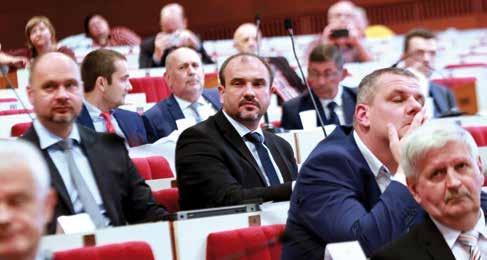 a királyhelmeci városi hivatal hírei Pataky Károlyt megválasztották kassa megyei alelnöknek A rendszerváltás óta először lett egy királyhelmeci a megye alelnöke Hogyan zajlott a választás, számított