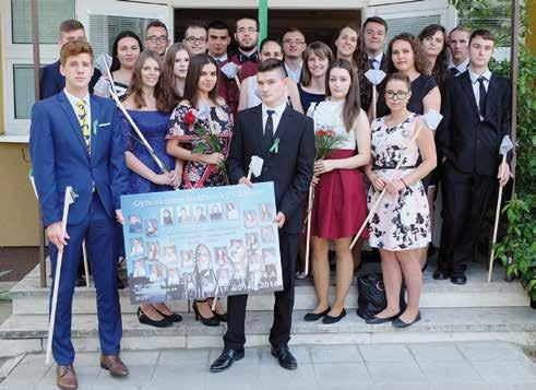 TOHTOROČNÍ KONČIACI ABSOLVENTI királyhelmeci Gimnázium 4.A Mgr.
