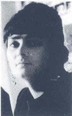 28, 2 foto. BARABÁS Éva, pictor; n. 15 sept. 1943, TgM. Absolventă a IAP Ion Andreescu, CjN (1968), prof.: Aurel Ciupe, Szervátius Jenő. Activează ca prof. al Lic. de Artă din TgM.