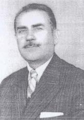 Şc. primară în Deda şi Reghin; studii secundare la Gimnaziul superior Năsăud (1890-1894); superioare la Institutul Teologic Andrei Şaguna din SB (1894-1898).