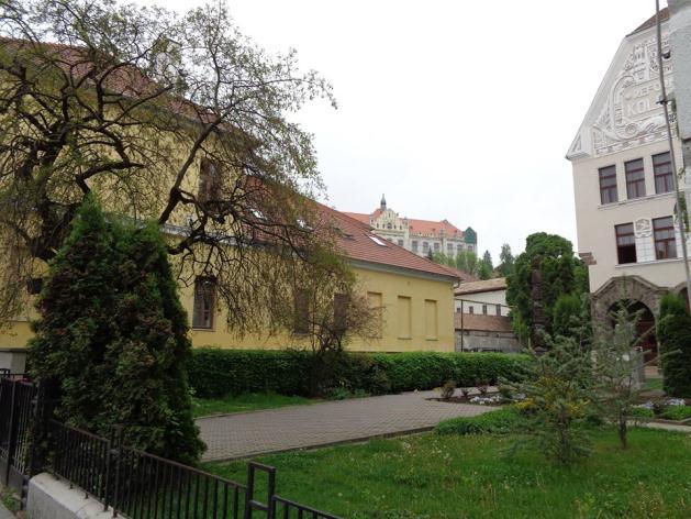 Végigszaladtunk a központban található Emlékezés parkon.