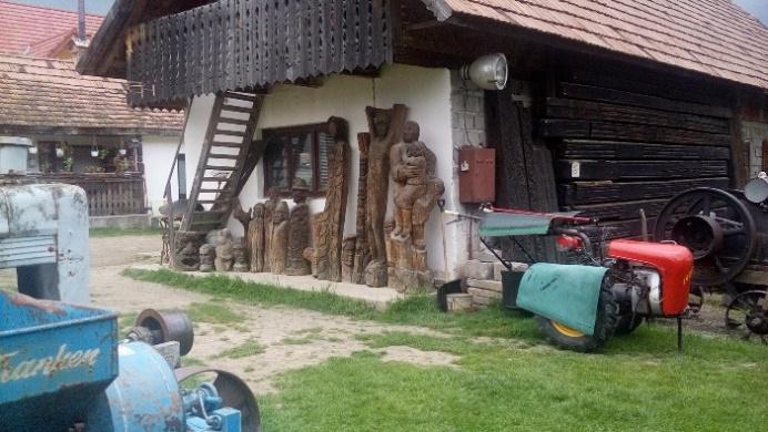 "a szüleim nyelvét, a gyerekeim hangját elvenni nem hagyom" Büszkén viselheted s viselhetjük a magyar jelzőt! Mi magyarul vagyunk magyarok.