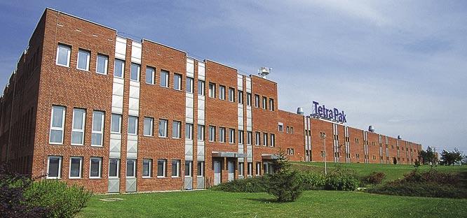 Tetra Pak-CSAOSZ: 20 éve együtt ôrizzük, ami jó Környezetvédelem: tegnap még kihívás, ma már felelôsség A Tetra Pak magyarországi mûködésének kezdetét és a CSAOSZ létrejöttét mindössze egy év