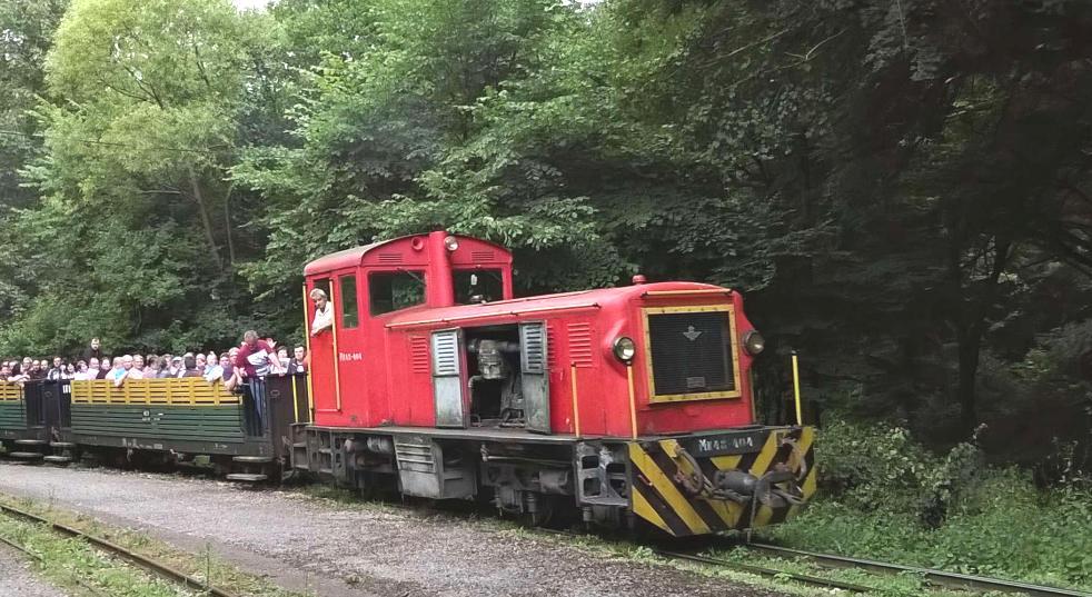 A vasútvonal története röviden A Bükk hegység nyugati oldalán, Eger és Putnok között fekvő egyvágányú, 68 km hosszúságú vasútvonal építését lovag Wessely Károly szilvásváradi és gróf Serényi László