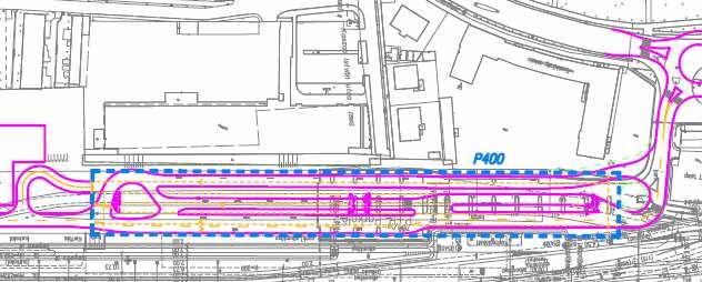 3.2.2.5 Északi oldal lemezes (buszállomás felett) Ez a megoldás a P+R parkoló elhelyezését az állomás északi oldalán, a felvételi épülettől nyugatra, a vasút és a Vasvári Pál Gimnázium, illetve a